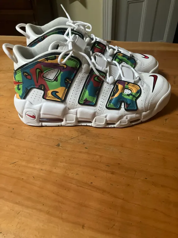 . PRICE NEG…Nike Air More Uptempo Peace, Love, Basketball Shoes. Size 11.5