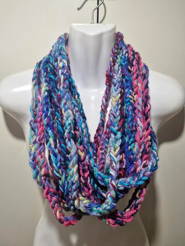 Hand made neck scarf