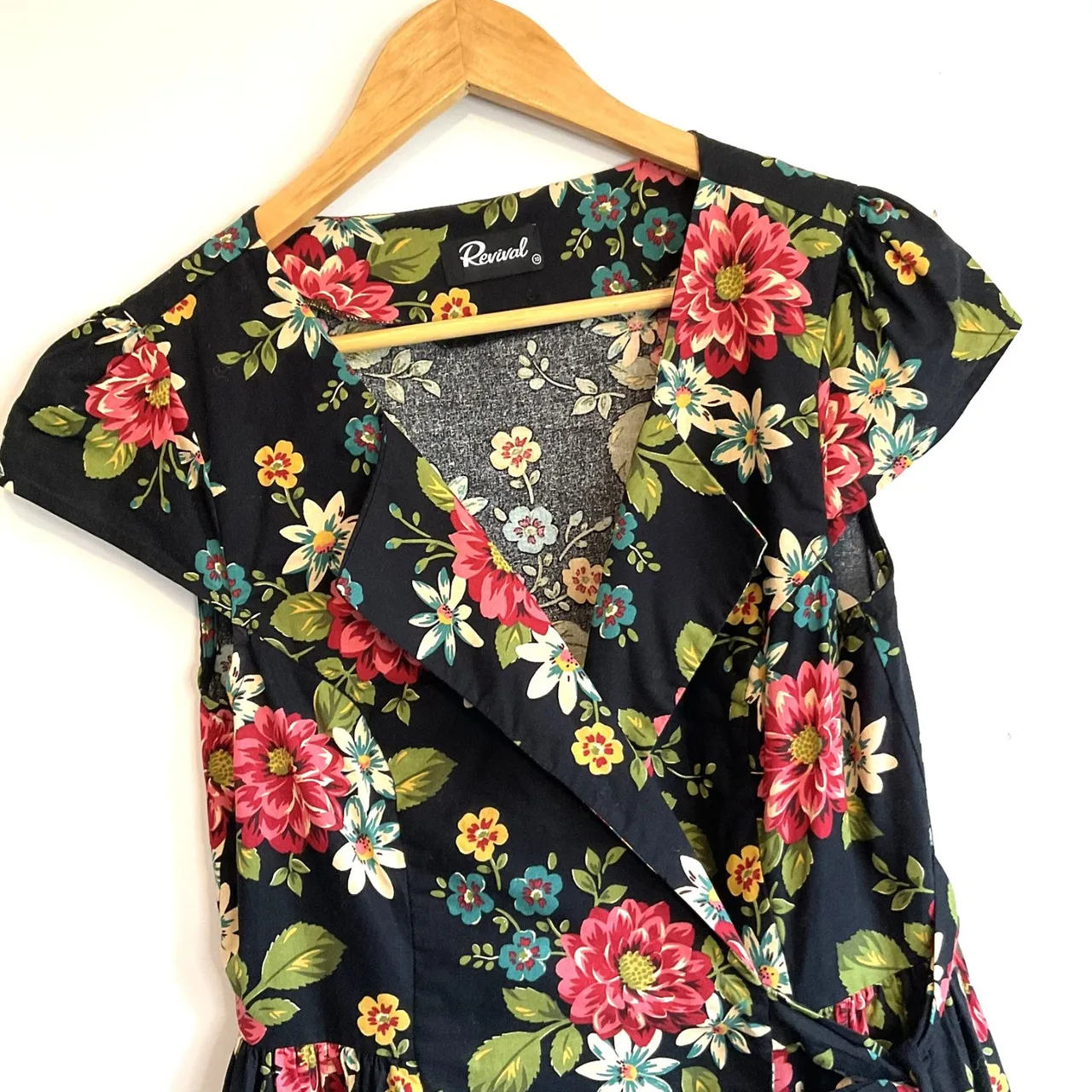 Revival Dangerfield Black Floral Wrap Dress Vintage Retro Cap Dahlia Sz 10 — photo 3