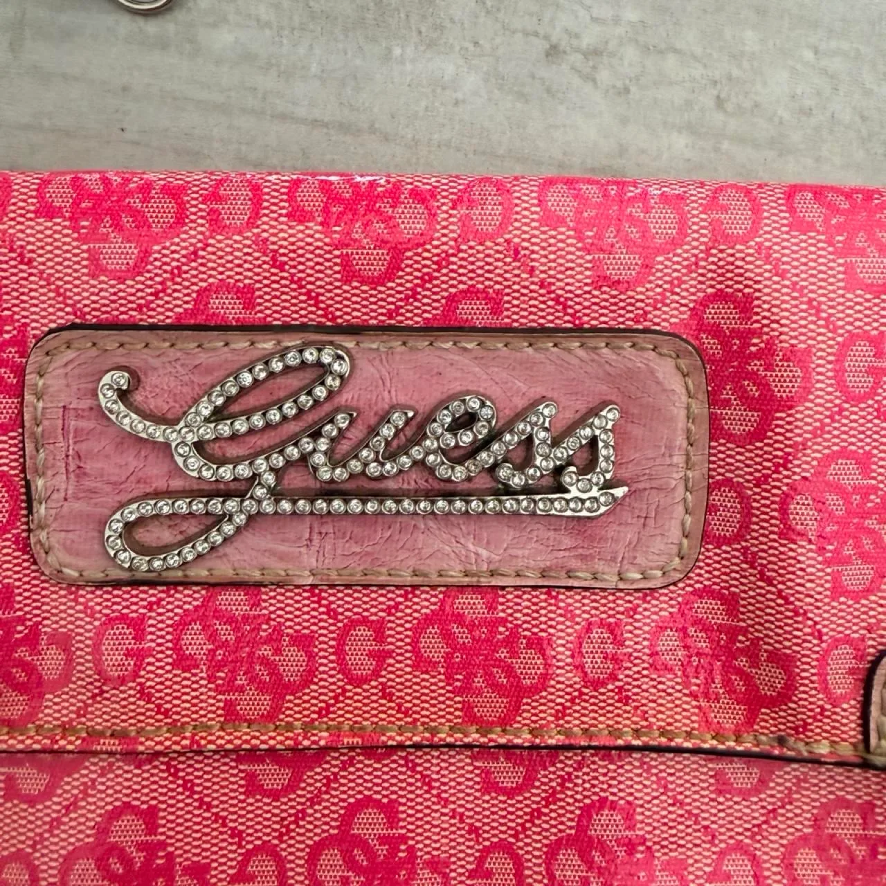 Pink y2k guess bag – photo 2