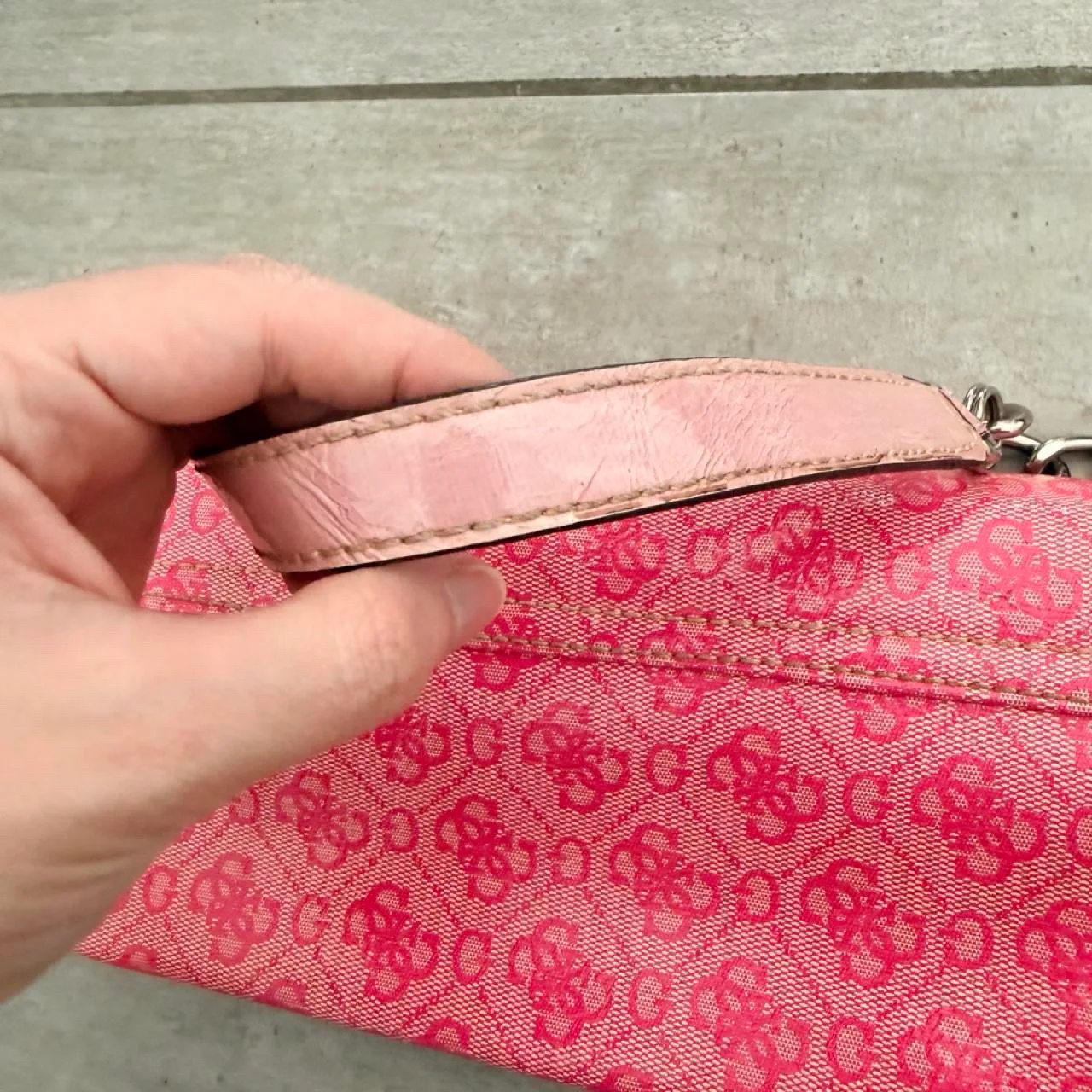 Pink y2k guess bag – photo 6