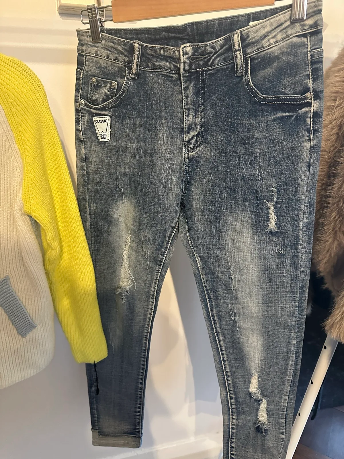 Knit top size small and jeans size 30 — photo 4