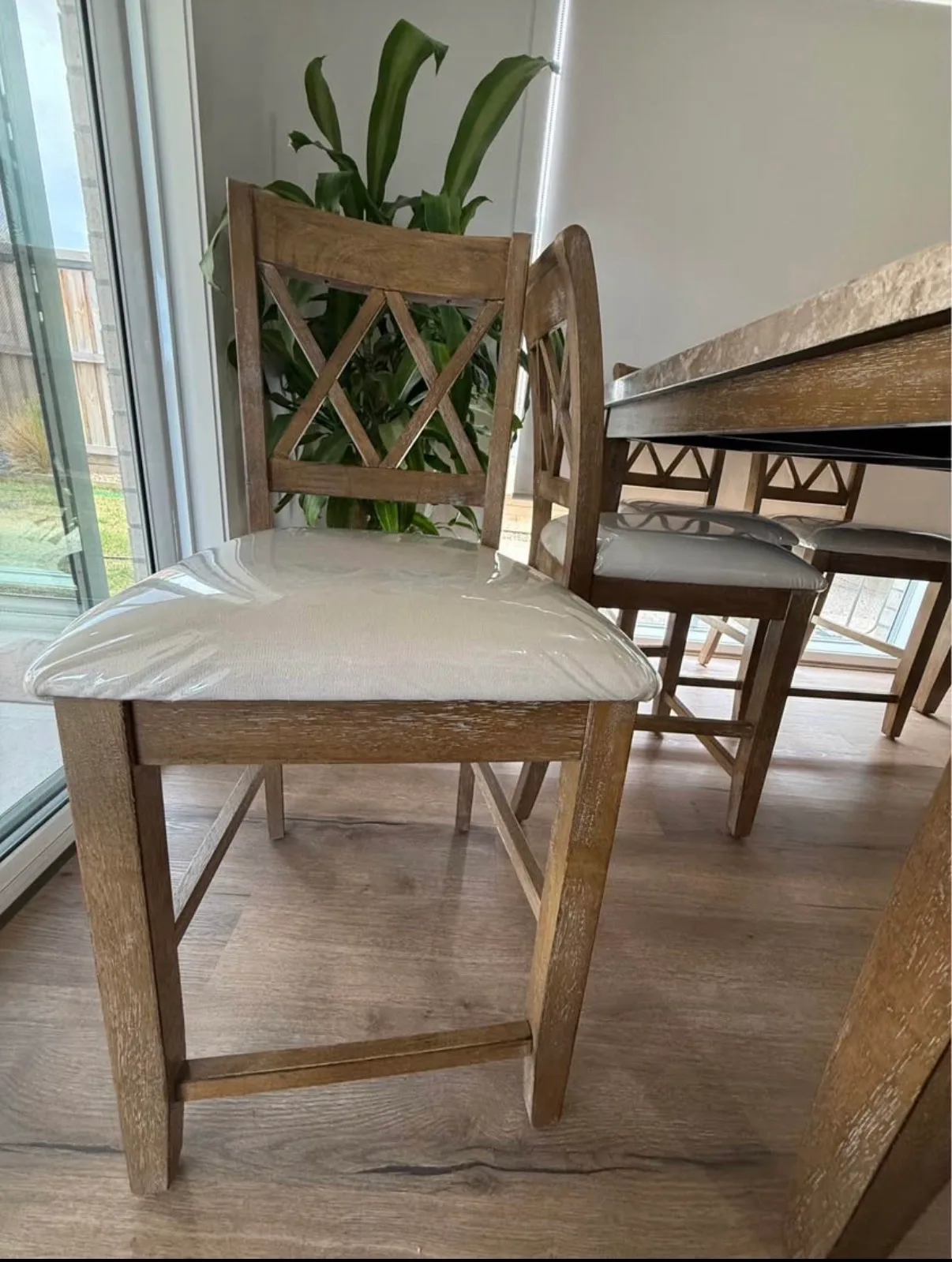 8 Seater Marvle Dining Table — photo 2