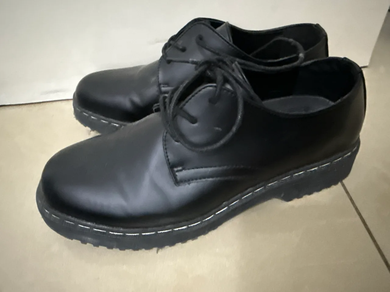 Shoes sizes 6,7,8,9 very good conditions, price for each, loafer $20 size 10 — photo 8