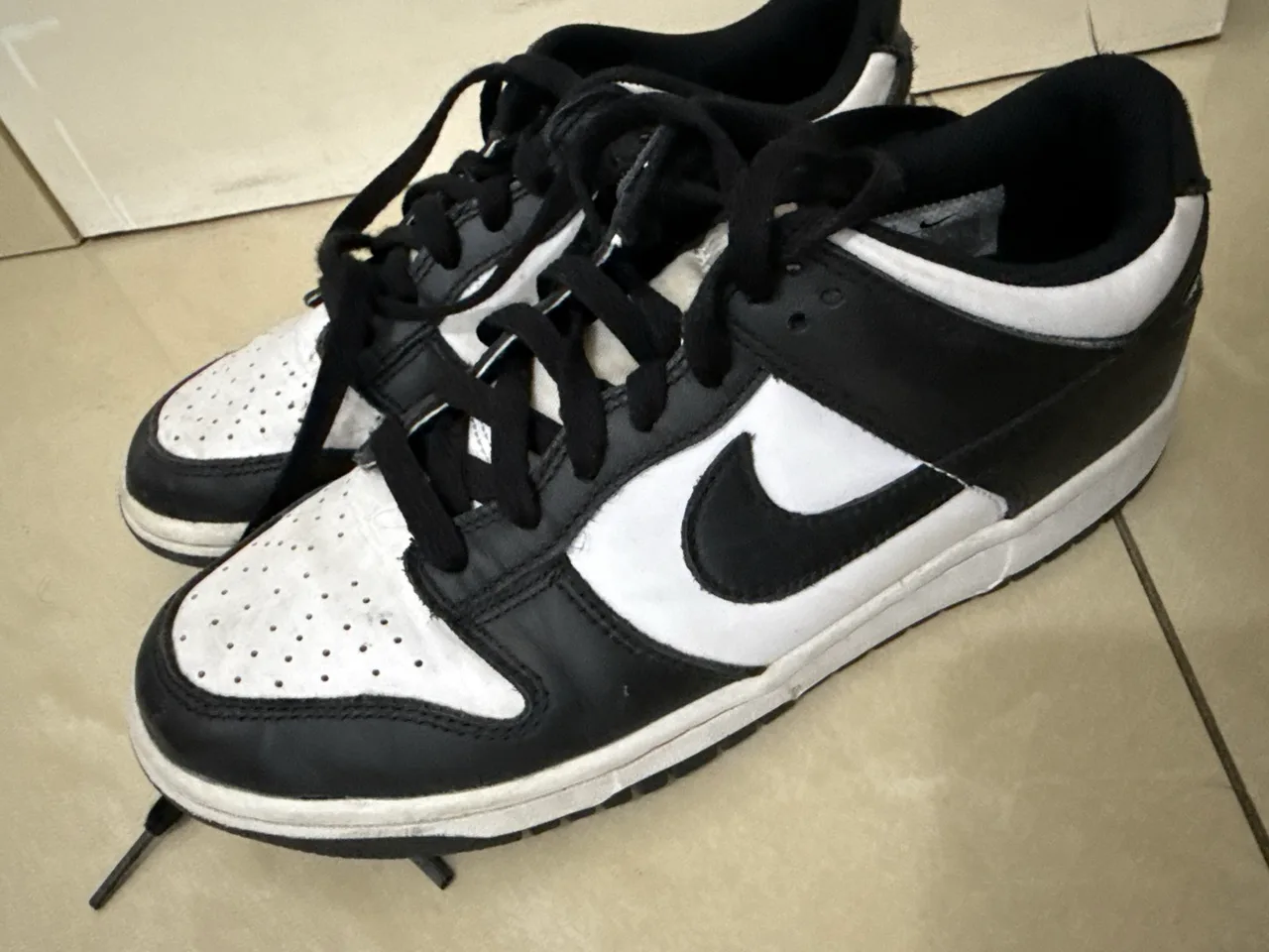 Shoes sizes 6,7,8,9 very good conditions, price for each, loafer $20 size 10 — photo 2