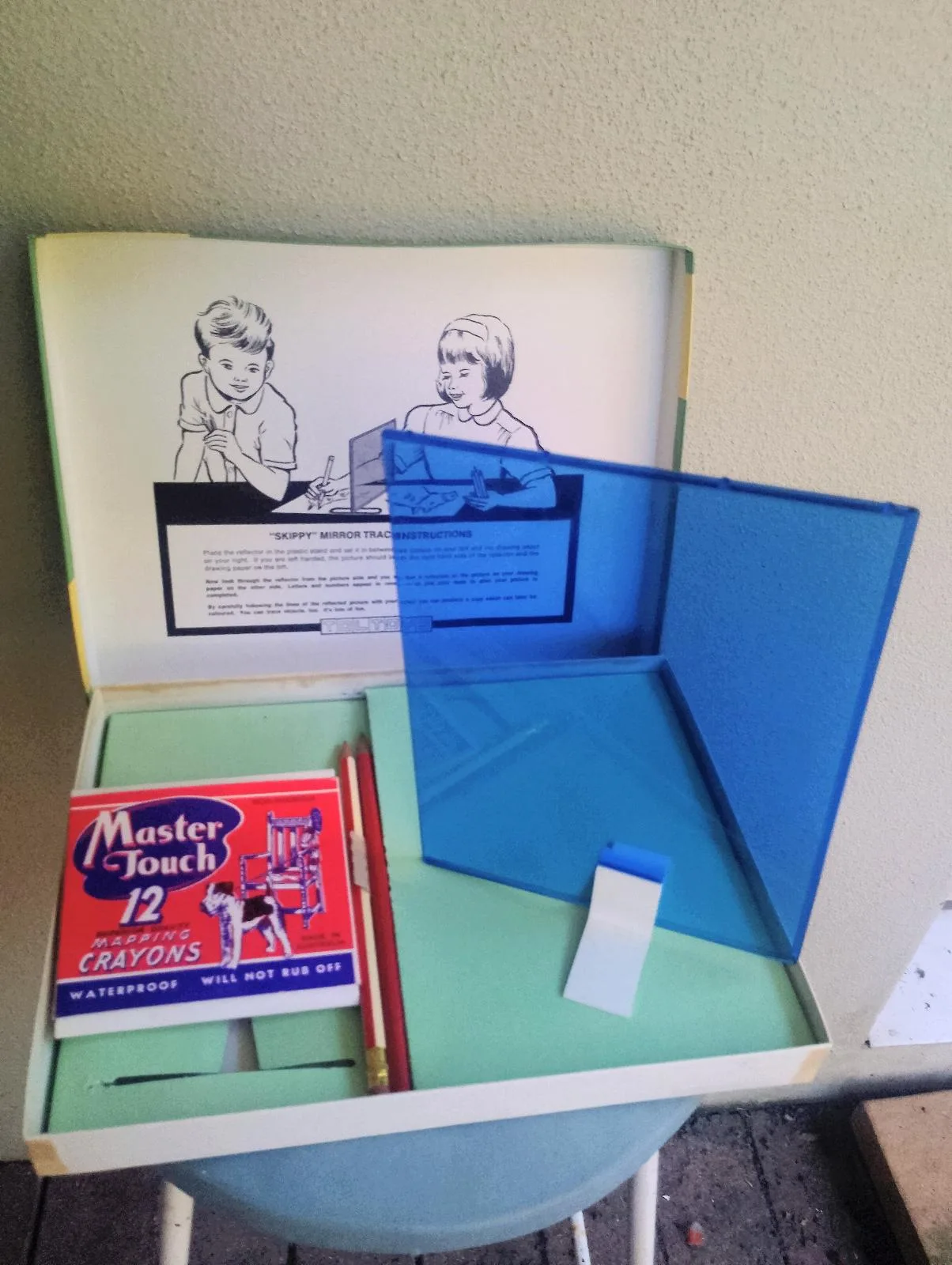 Skippy Mirror Trace Magic Drawing Set 1972 — photo 3