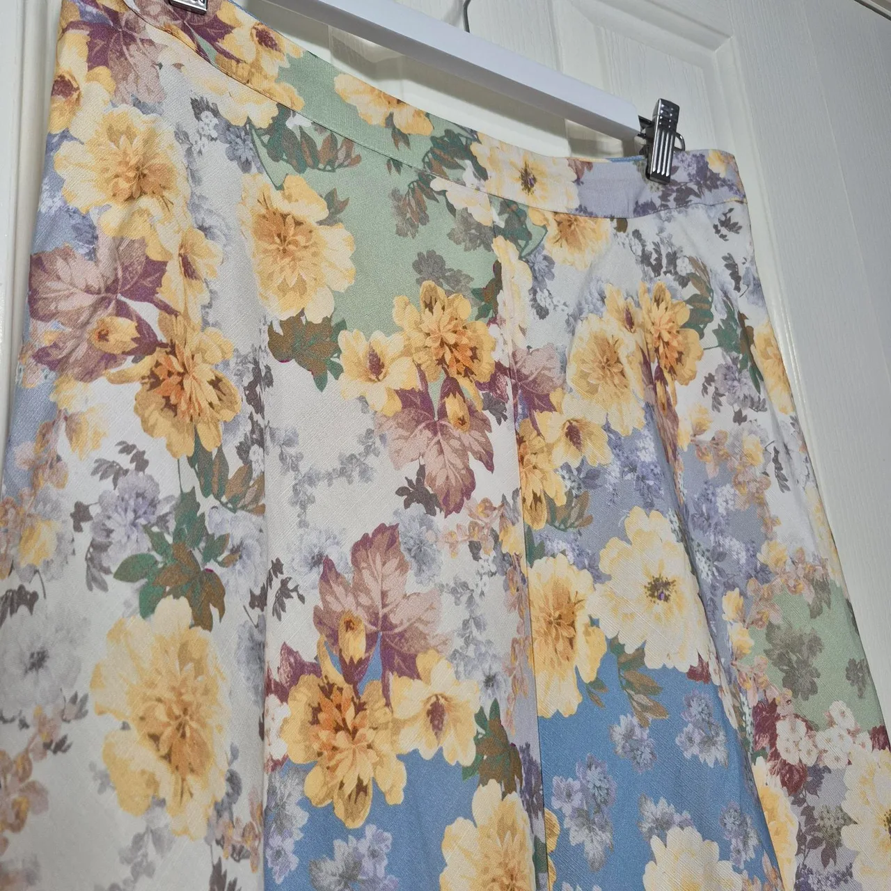 BNWT Portmans Floral Maxi Skirt Size 12 — photo 2