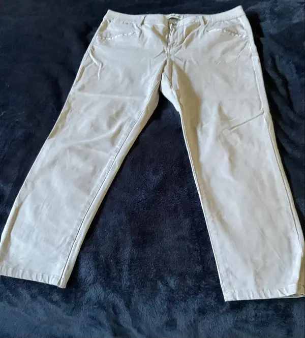 Country Road trouser size 16
