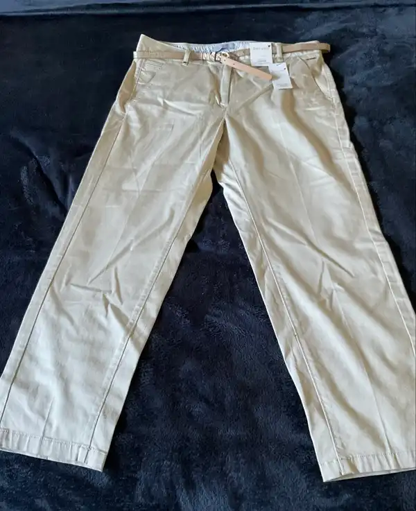 Chinos Marks and Spencer size 14
