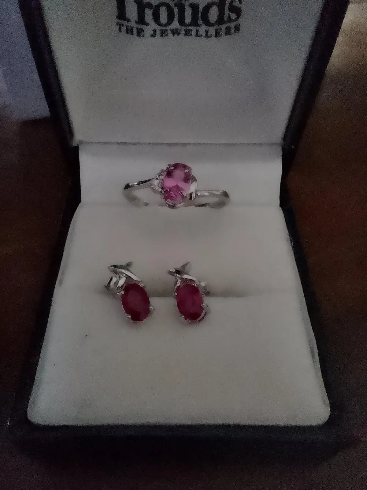 Sterling Silver ruby ring and matching earrings – photo 4