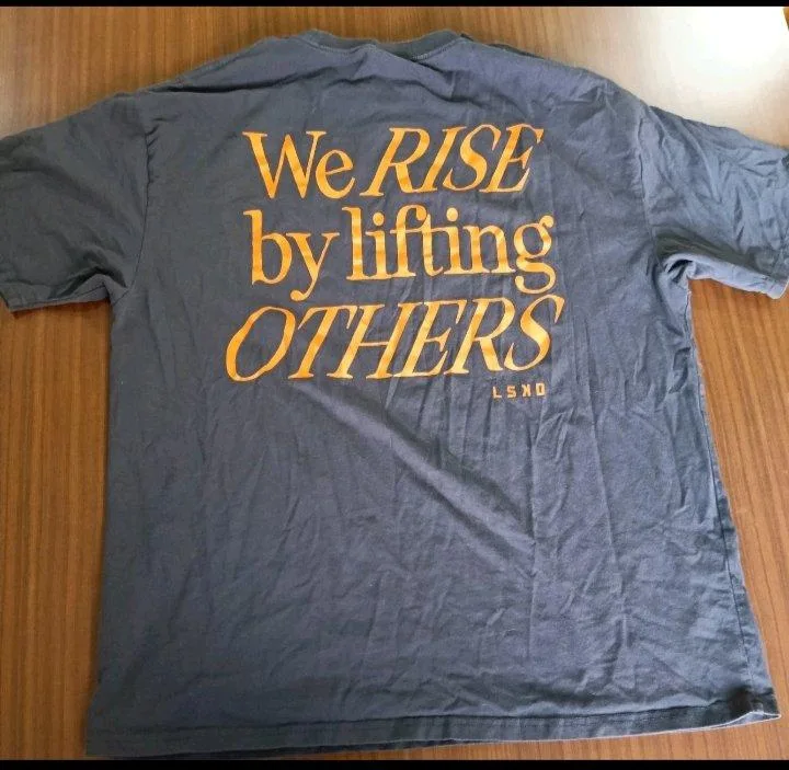 LSKD Grey Men's Crew Neck Short Sleeve Graphic Logo Tee "We Rise" Size M – photo 4