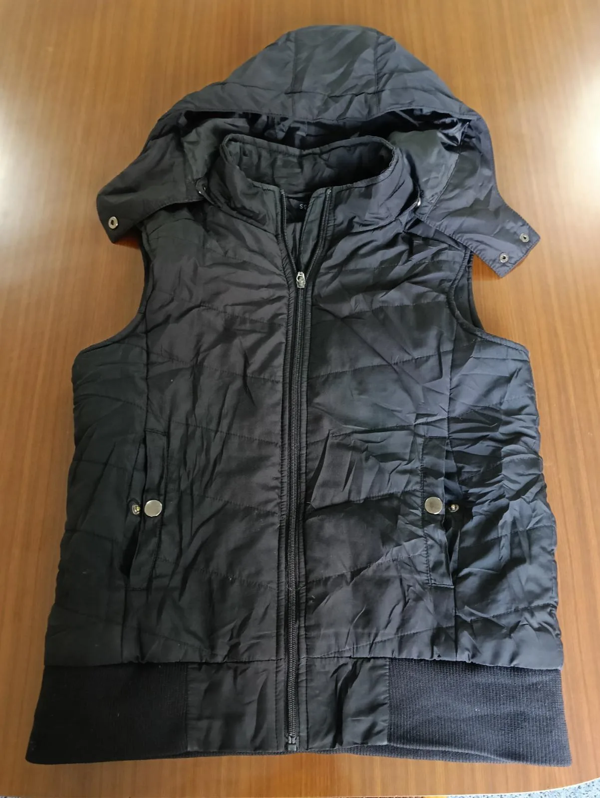 SERRA Women’s Black Hooded Puffer Vest Size M Sleeveless Full Zip Pockets – photo 6