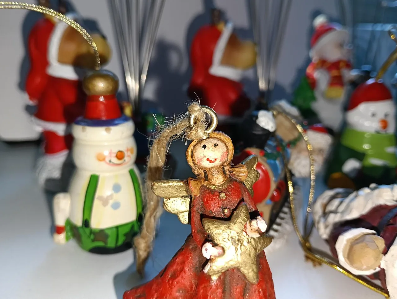 Vintage Christmas Decorations Lot – 14 Festive Figurines & Card Holders Holiday – photo 9