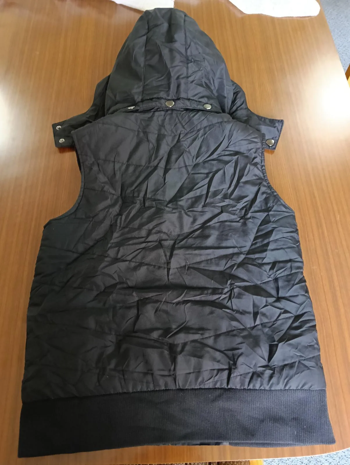 SERRA Women’s Black Hooded Puffer Vest Size M Sleeveless Full Zip Pockets – photo 11