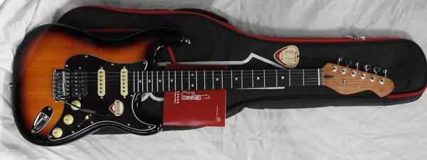 NEW! Mooer MSC-10-TSB ST- Electric Guitar (SUNBURST)