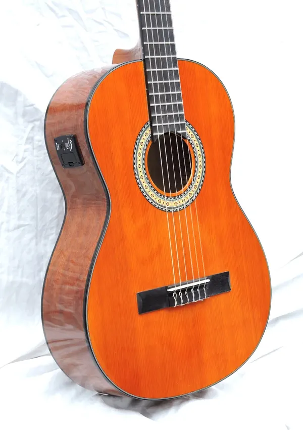 Martinez G-Series Full Size Gloss Classical Guitar with Tuner