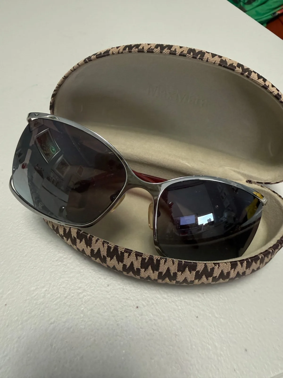 Sunglasses — photo 2