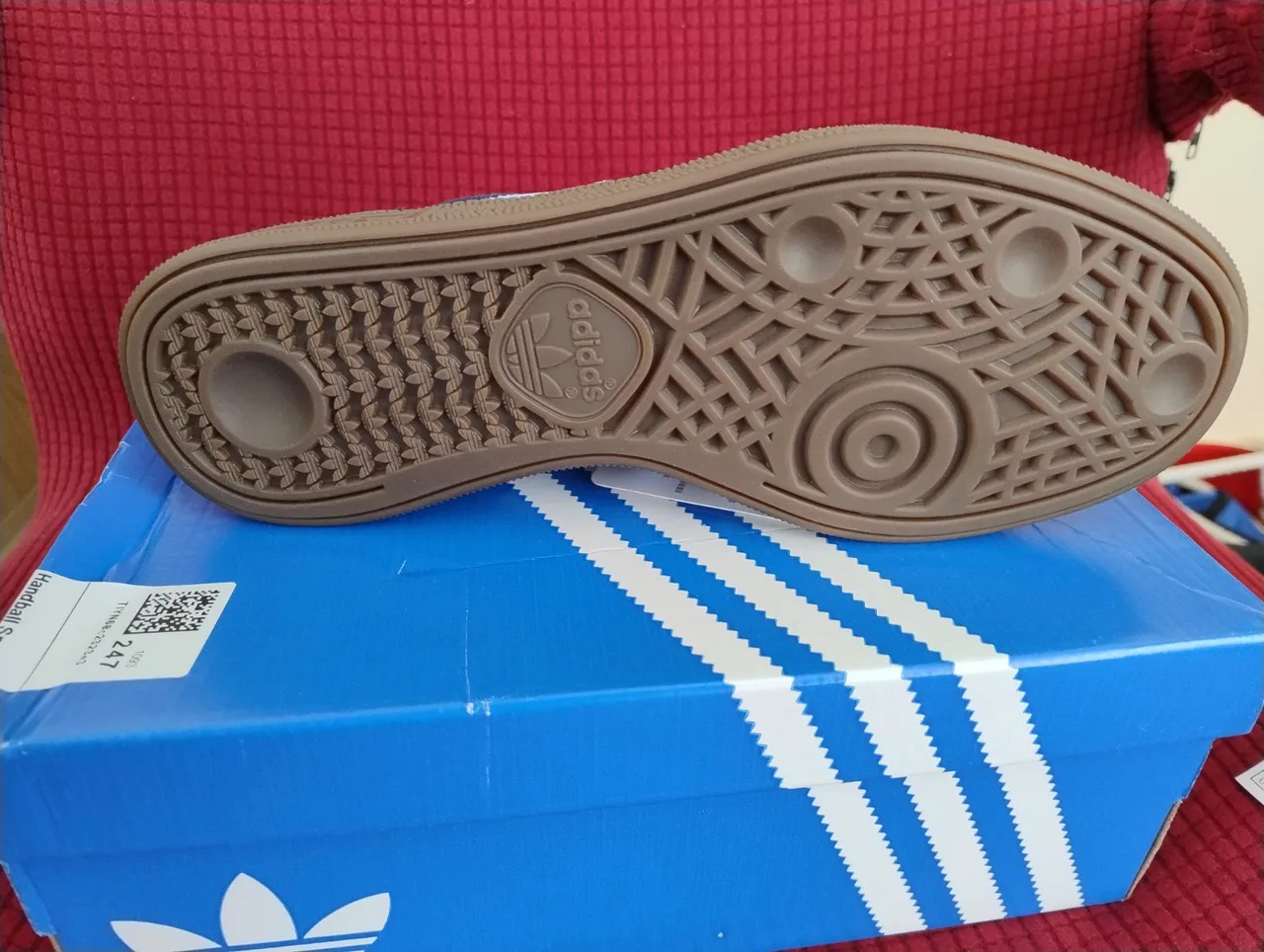 BRAND NEW in original box with receipt Adidas Handball Spezial — photo 3