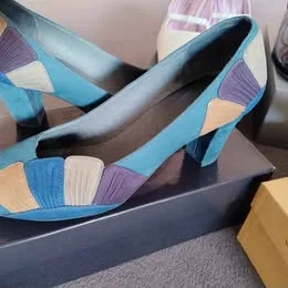 collection of ladies shoes — photo 3