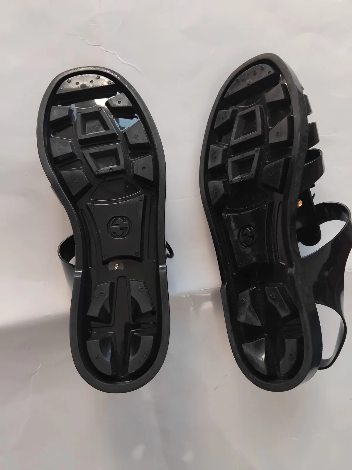 Man sandle — photo 2