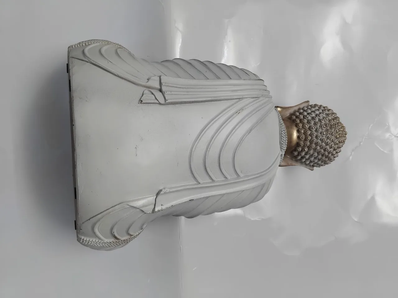 Buddha figure – photo 2