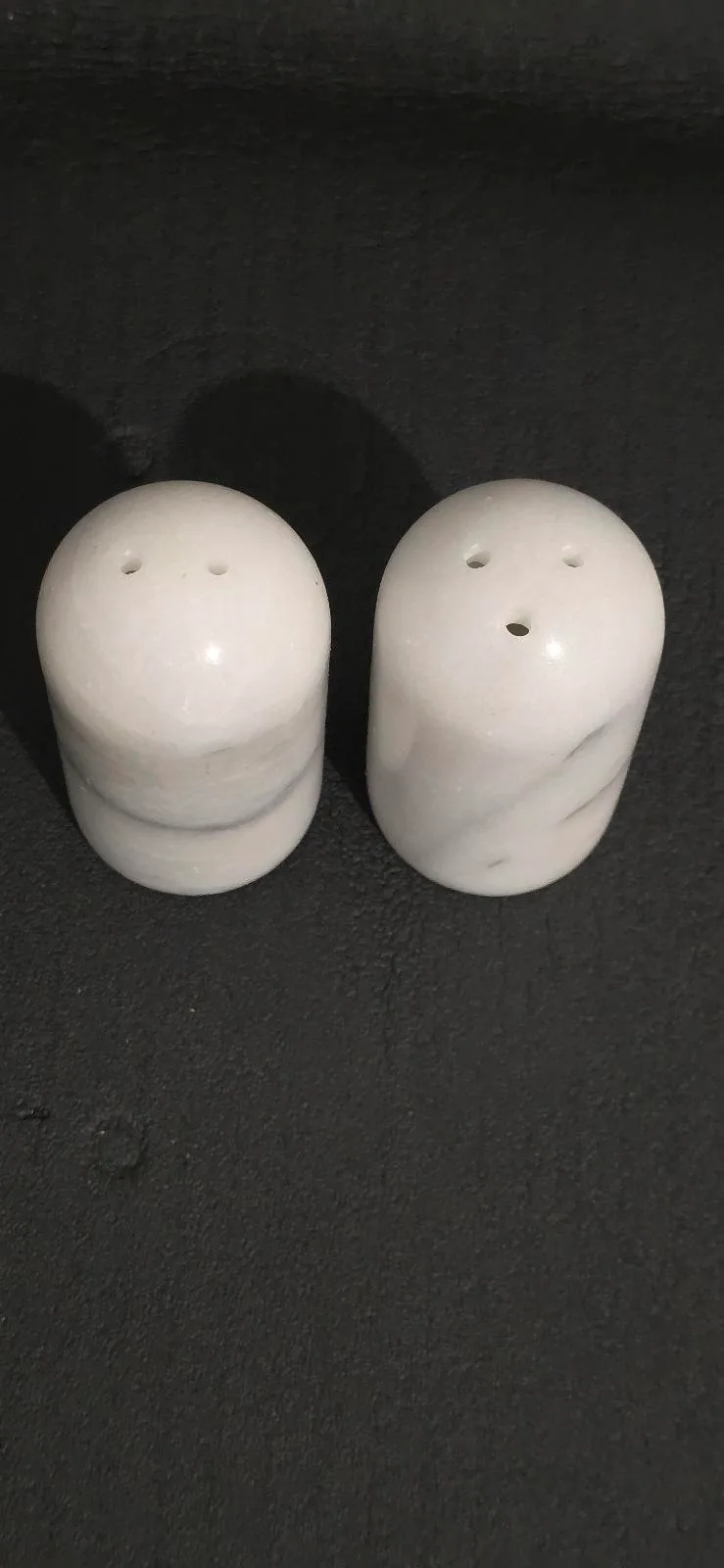 Stone salt and pepper shakers – photo 2