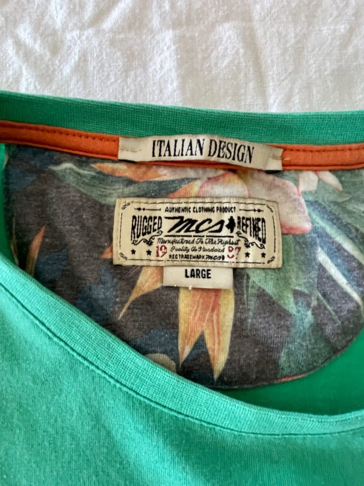 MCS Marlboro Classics Men's Green T-Shirt With Floral Pocket Size Large – photo 2
