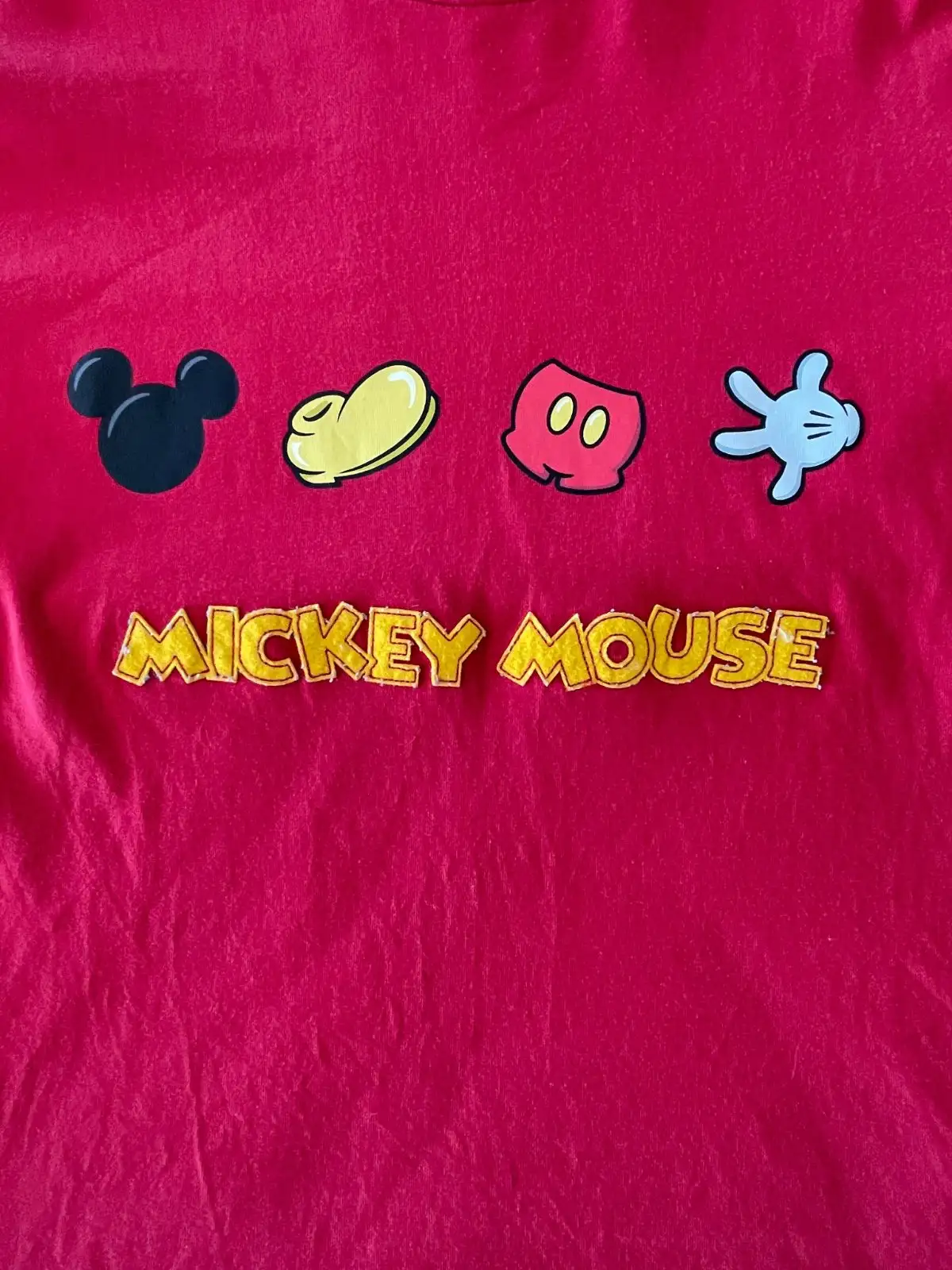 Disney Mickey Mouse Red Graphic T-Shirt Hong Kong Disneyland Size M – photo 3