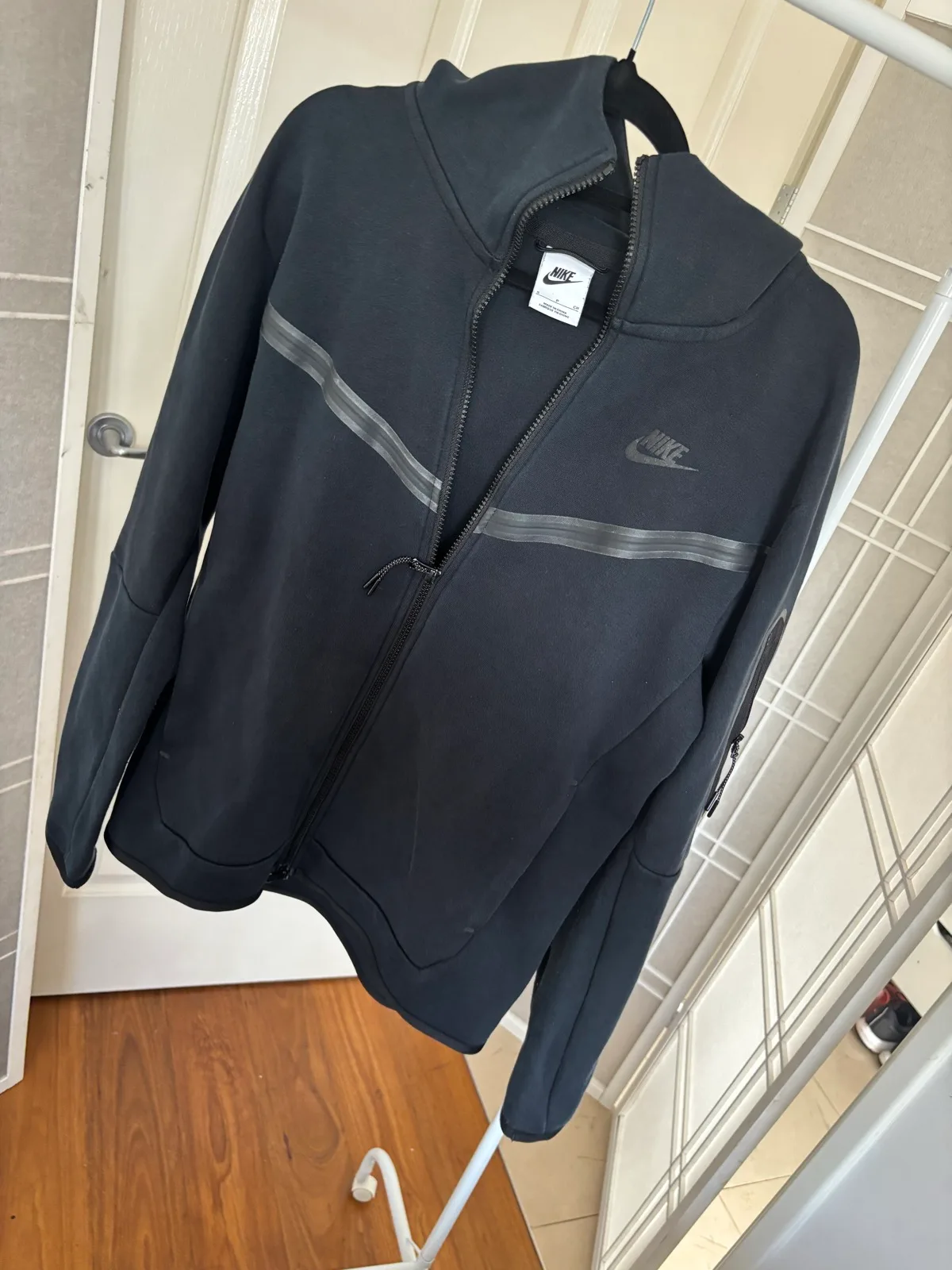 Nike Men’s Tech Fleece jacket in black & grey, size S – photo 3
