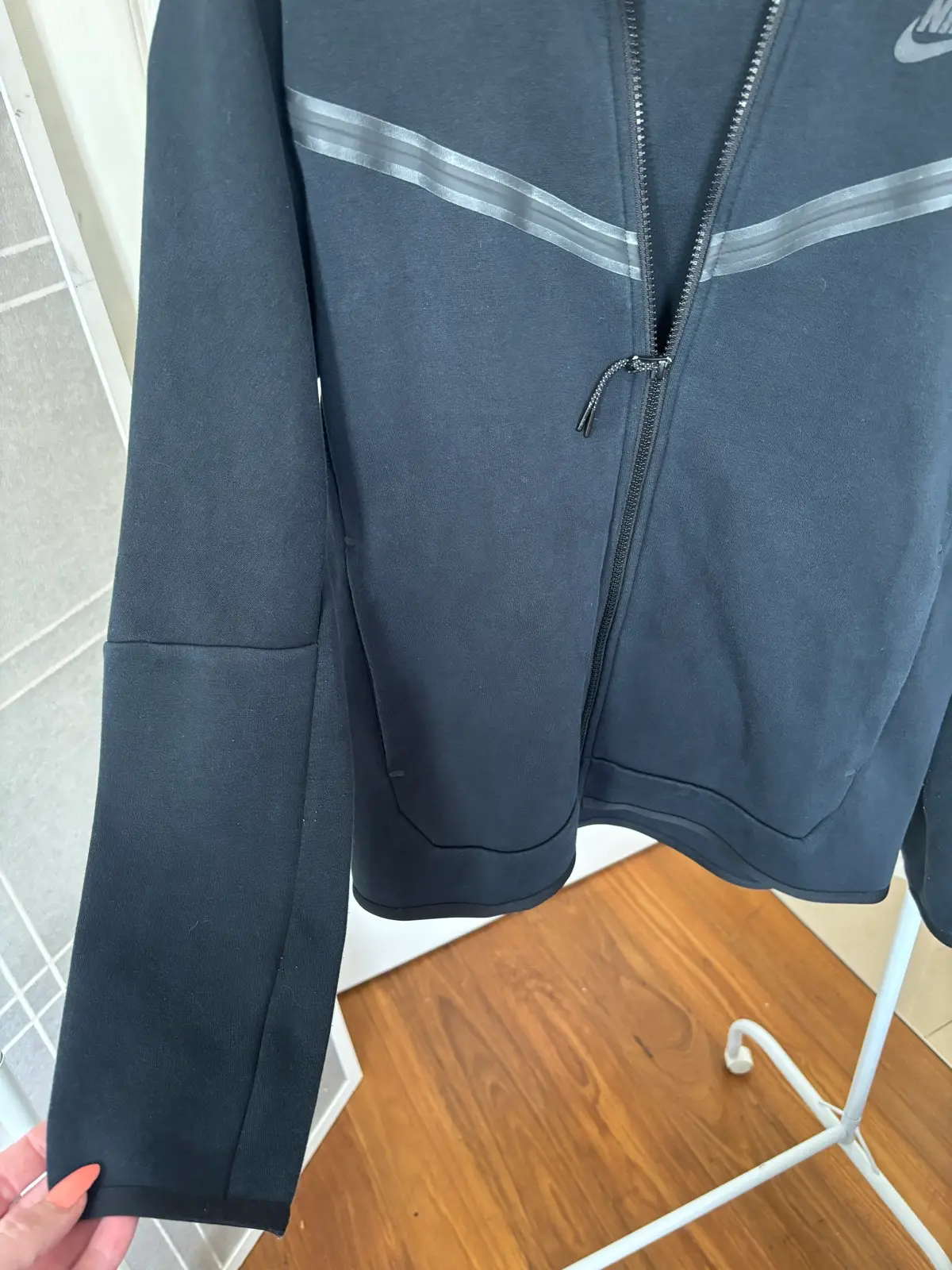 Nike Men’s Tech Fleece jacket in black & grey, size S – photo 4