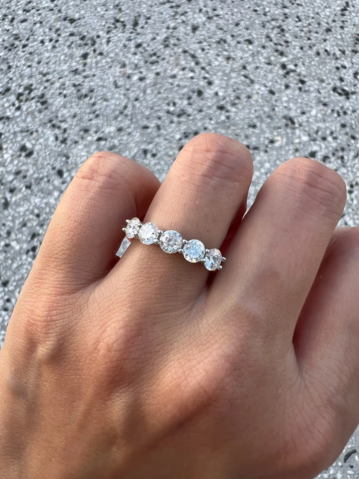 925 Sterling Silver 5 Stone Round Clear Moissanite Half Eternity Ring Size I 1/2 – photo 2