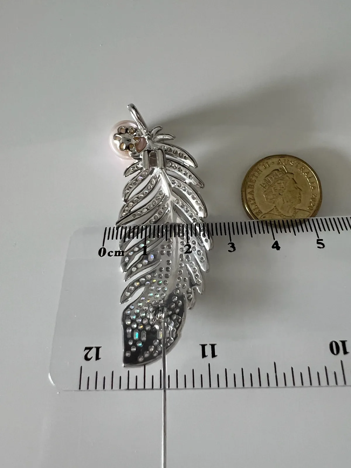 Premium Quality Feather Brooch/Pendant With Freshwater Pearl And Cubic Zirconias — photo 8