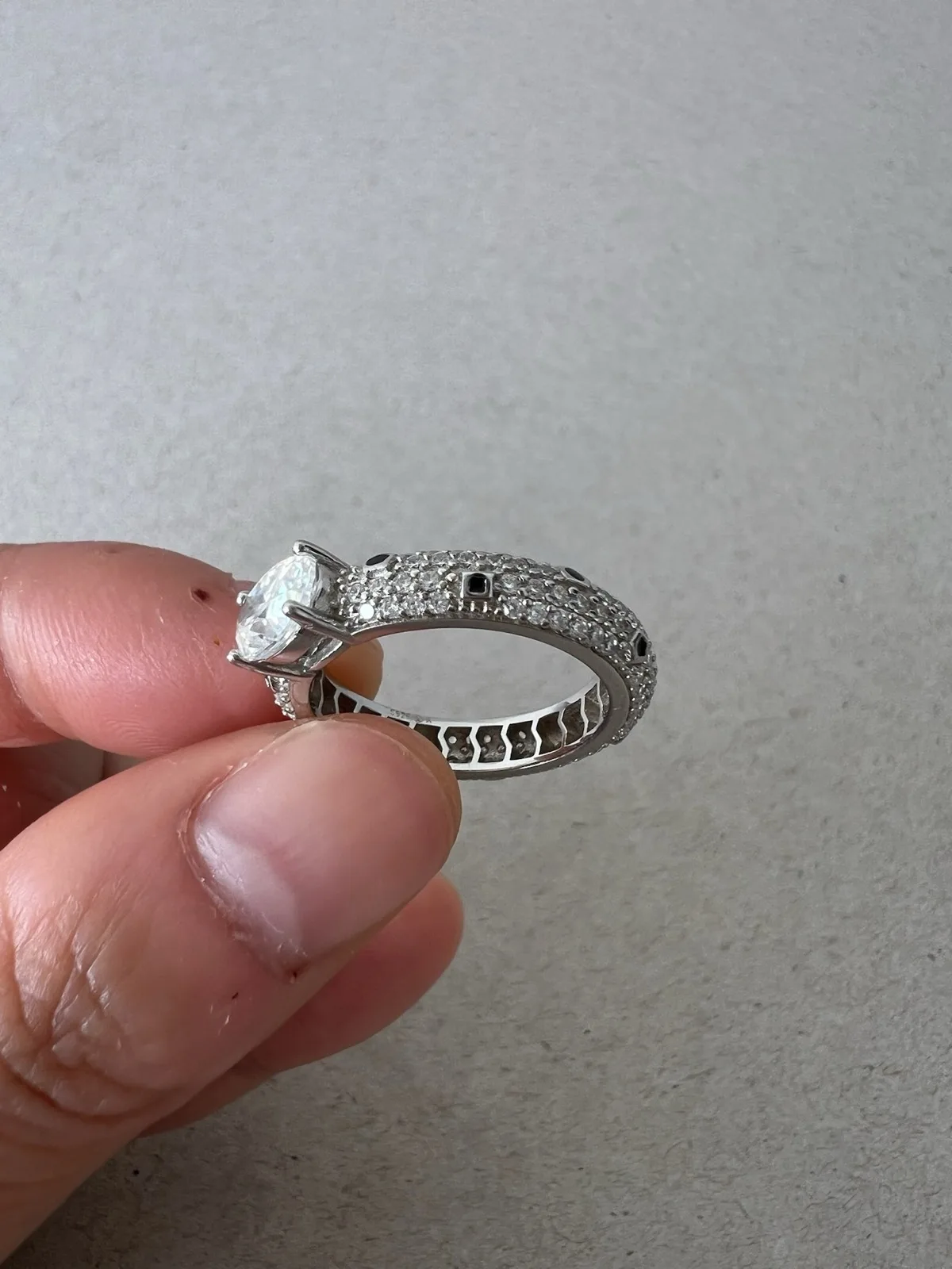925 Sterling Silver Oval 1CT  Moissanite Pavé Statement Ring Two Ways To Wear – photo 4