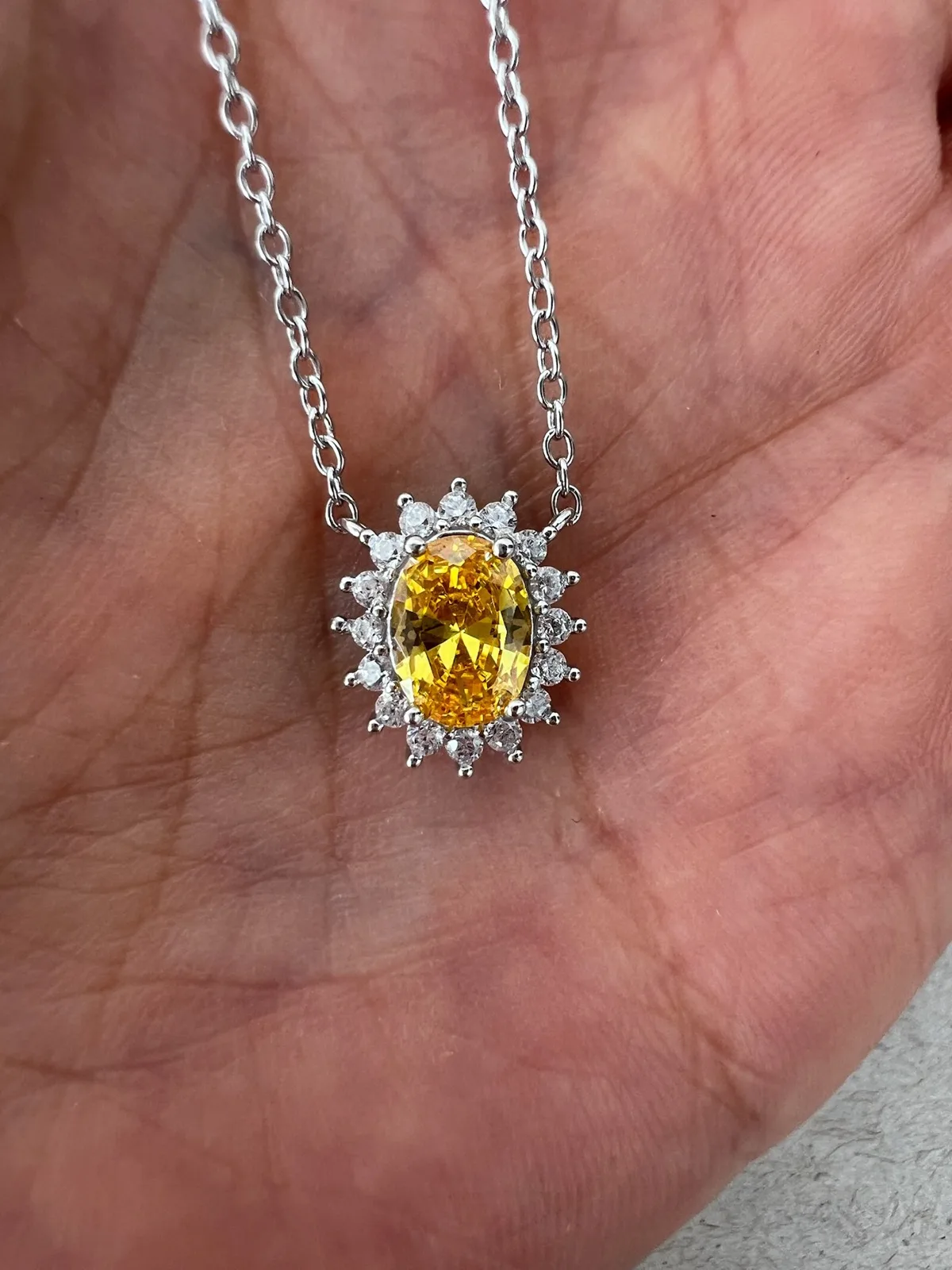 S925 Sterling Silver Oval Yellow CZ Halo Pendant Cable Chain Necklace – photo 2