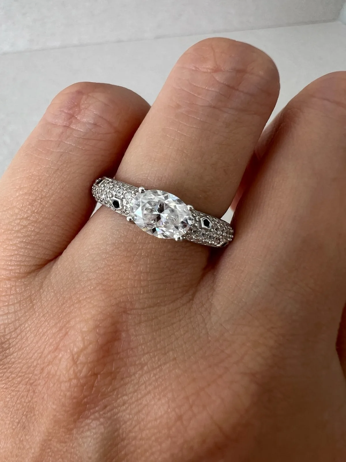 925 Sterling Silver Oval 1CT  Moissanite Pavé Statement Ring Two Ways To Wear – photo 2