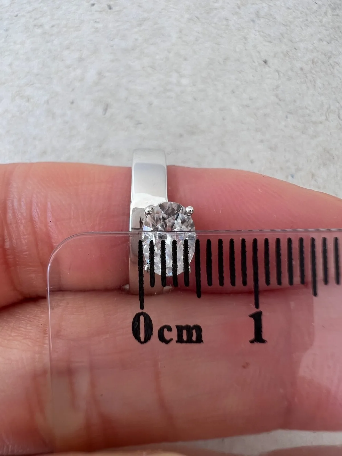 1CT Oval Moissanite Solitaire Ring Sterling Silver Mirror Finish Modern Band Siz – photo 7