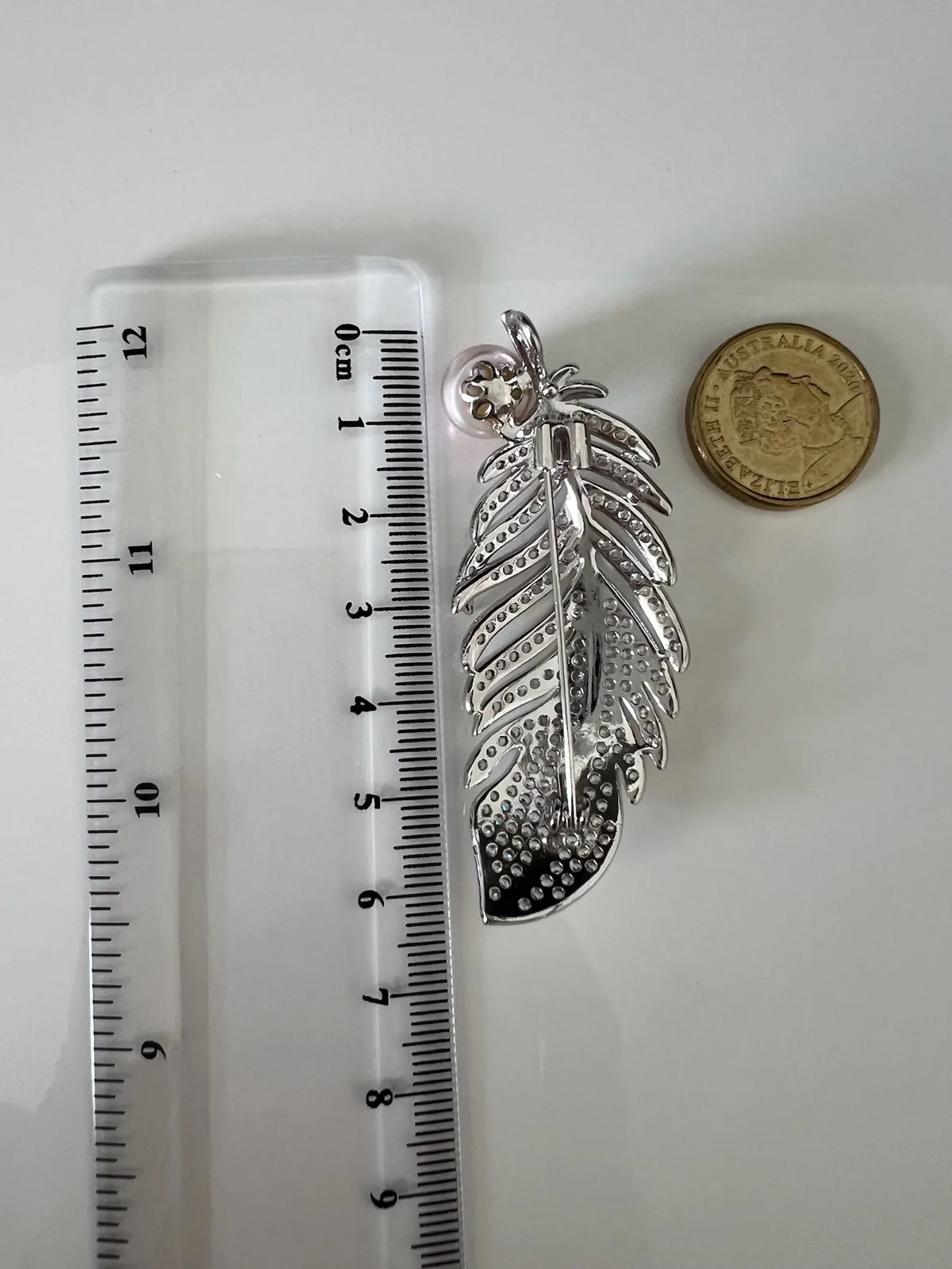 Premium Quality Feather Brooch/Pendant With Freshwater Pearl And Cubic Zirconias — photo 7