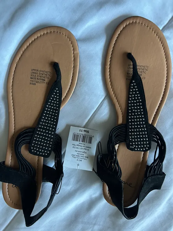 Big W Women’s Strappy Flat Sandals Studded Black Synthetic AU 11 bnwt