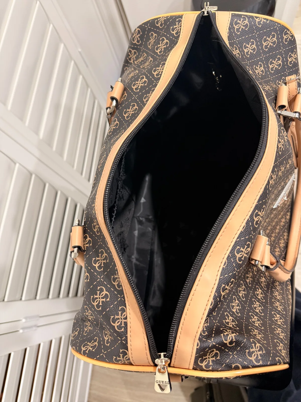 Guess carry on — photo 5