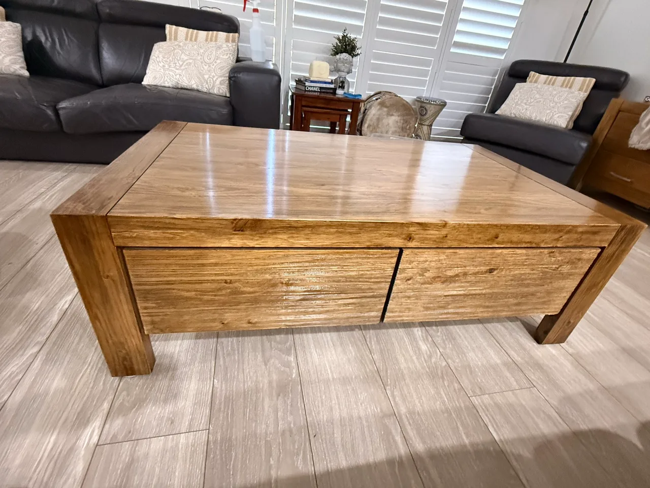 Coffee Table – photo 3
