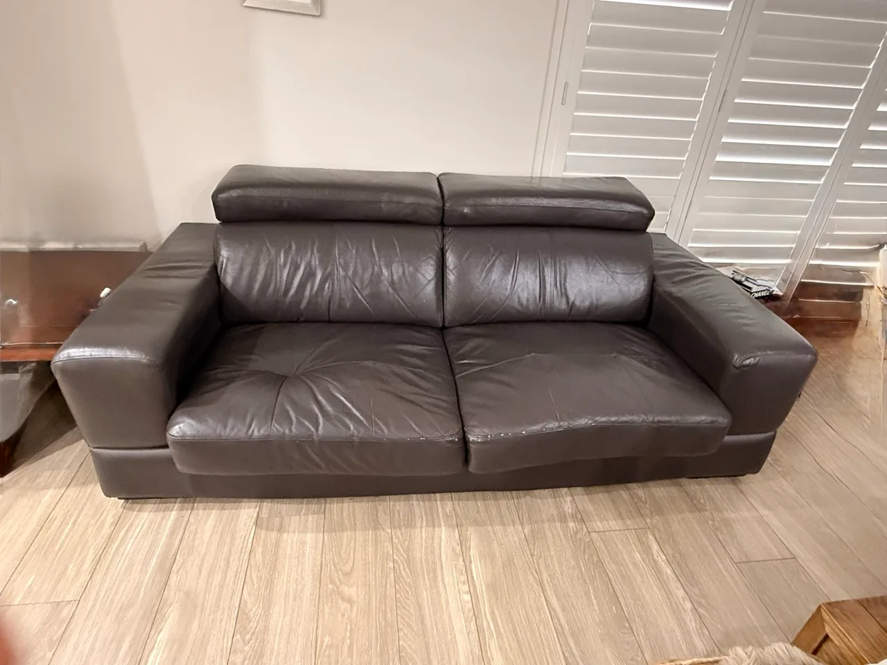 Leather Couches – photo 9