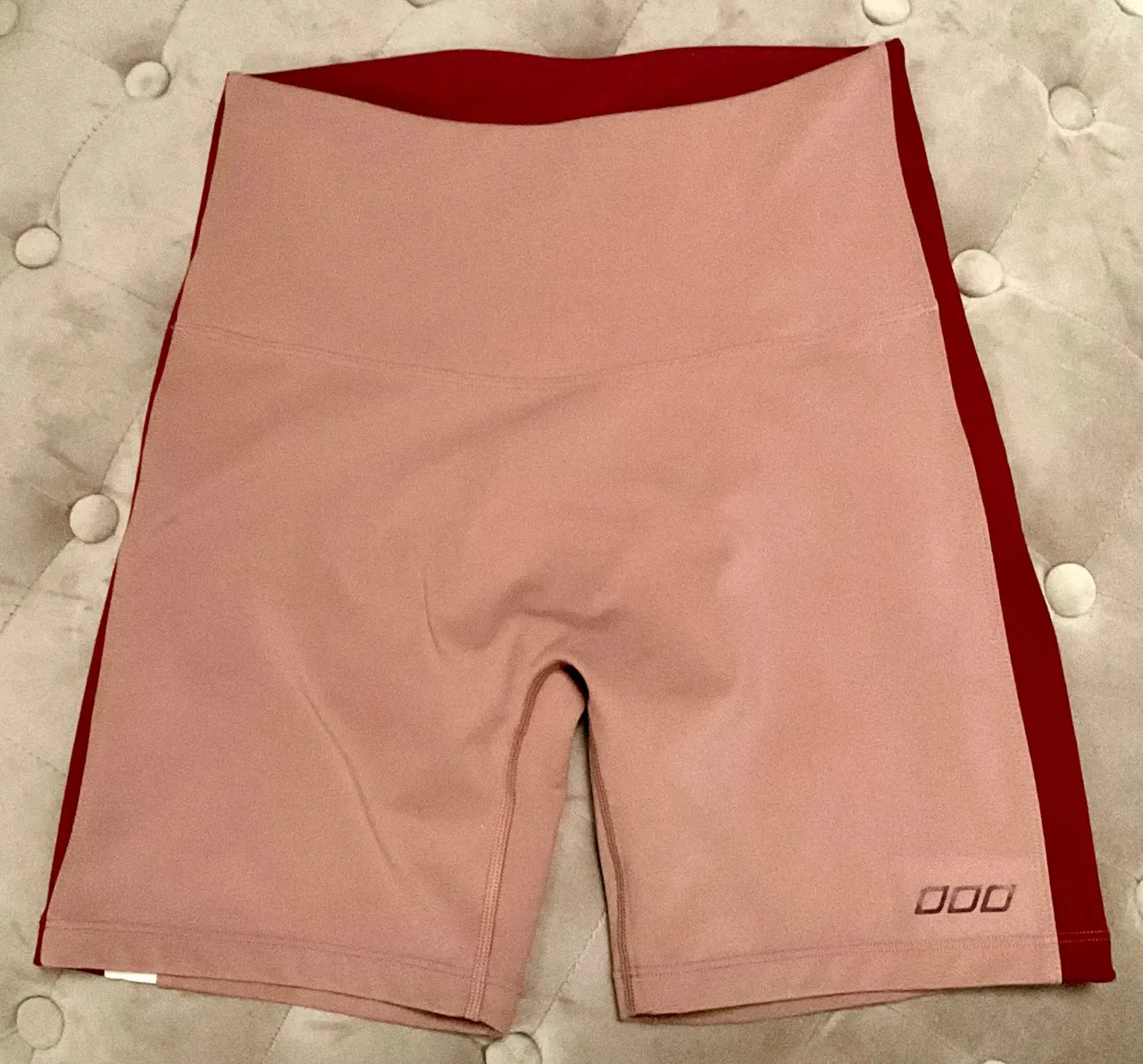Lorna Jane Red White Pink Bike Shorts, size S — photo 3