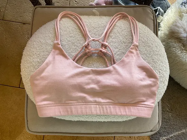 Lorna Jane Women's Knotted Yoga Bra Pink Size S