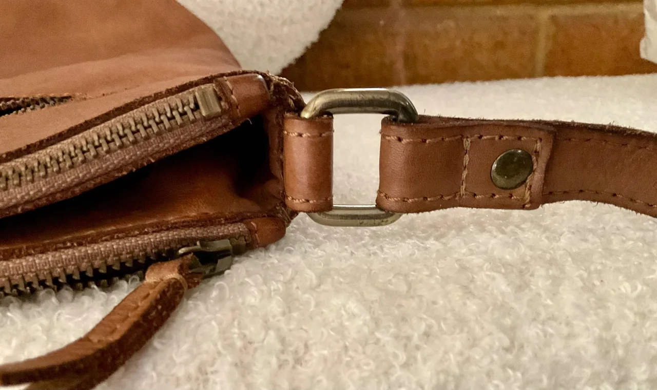 Colorado Tan Brown Genuine Leather Crossbody Bag – Woven Detail (rrp $199) — photo 11