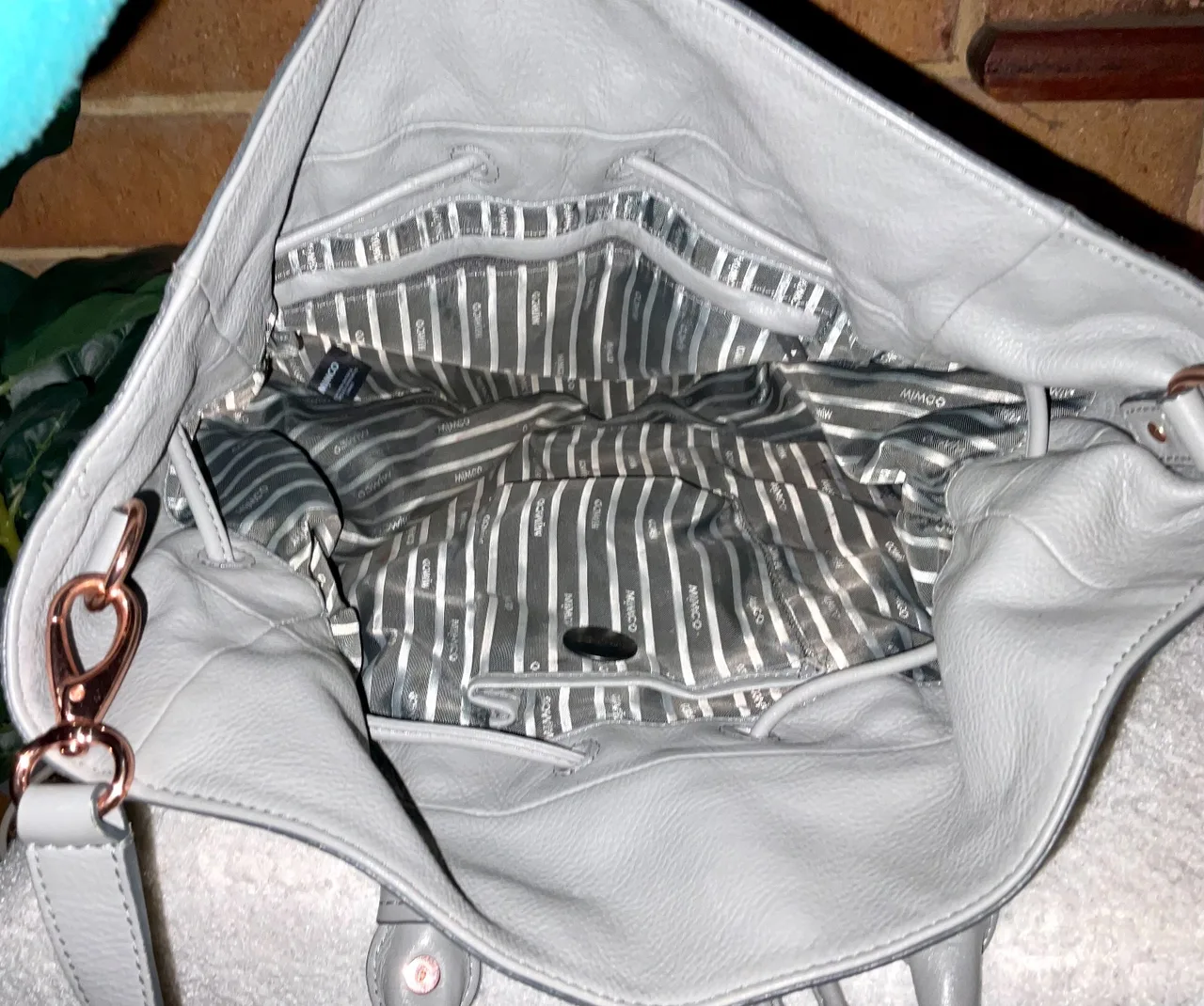Mimco Willow Pouche Grey Leather Drawstring Handbag — photo 5