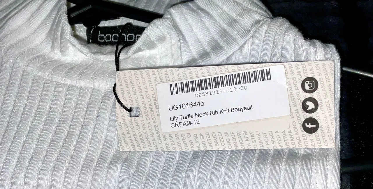 2 Pieces Boohoo Rib-Knit Mock-Neck Bodysuits (Size 12) - Cream & Khaki Green — photo 8