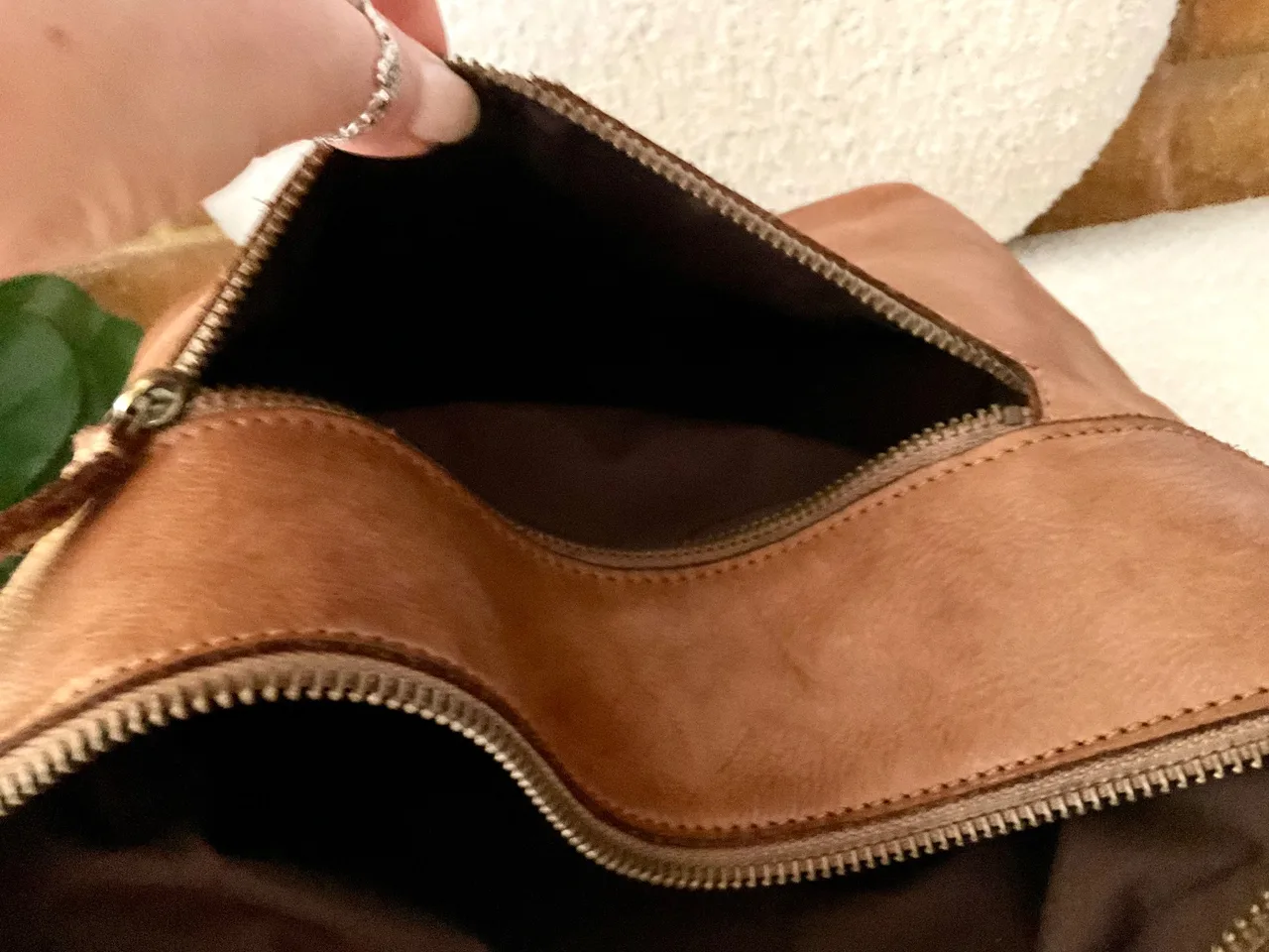 Colorado Tan Brown Genuine Leather Crossbody Bag – Woven Detail (rrp $199) — photo 10