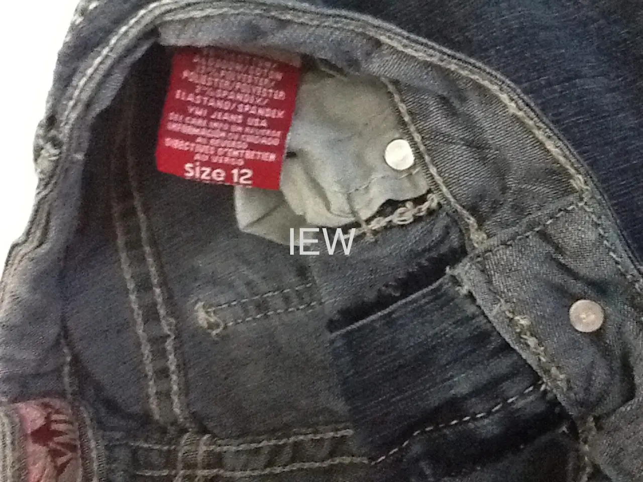 YMI Girls 3/4 Capri Jeans Dark Wash Star Pocket Rhinestones Size 12 – photo 4