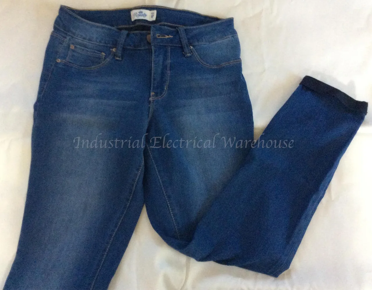 Royalty For Me Cuffed Denim Jeans Front Zip US Size 6P – photo 6