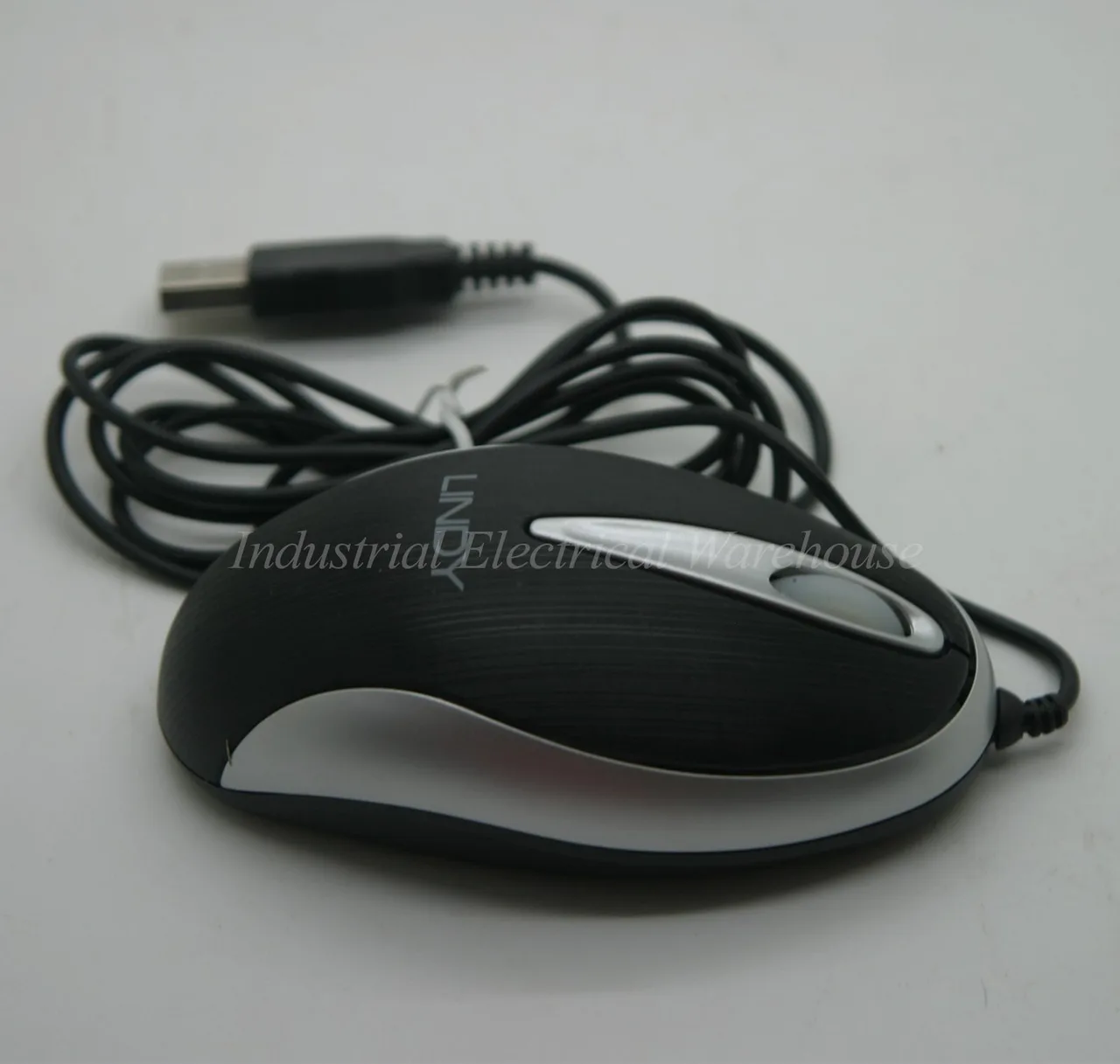 Lindy Optical Mouse with Scroll Wheel Wired USB Black Silver 20585 – photo 2
